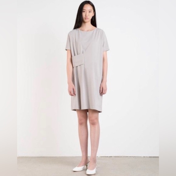 OAK + FORT Dresses & Skirts - Oak + Fort Half Banded Shift Dress